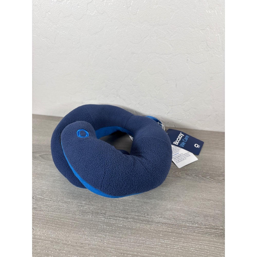 Bcozzy Chin Supporting Travel Neck Pillow Navy Blue Fleece Adjustable Sz Medium